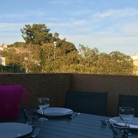 Apartament Lara 2 - T2 Balcon Piscine Lit Double & Clic-clac Parking Pres Du Centre-port Et Ile Loisirs