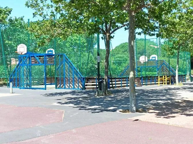 Les Locations De Lara Ii - T2 Lit Double&clic-clac Balcon Piscine Parking Privatif Appartamento