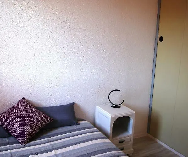 Les Locations De Lara Ii - T2 Lit Double&clic-clac Balcon Piscine Parking Privatif Appartamento *